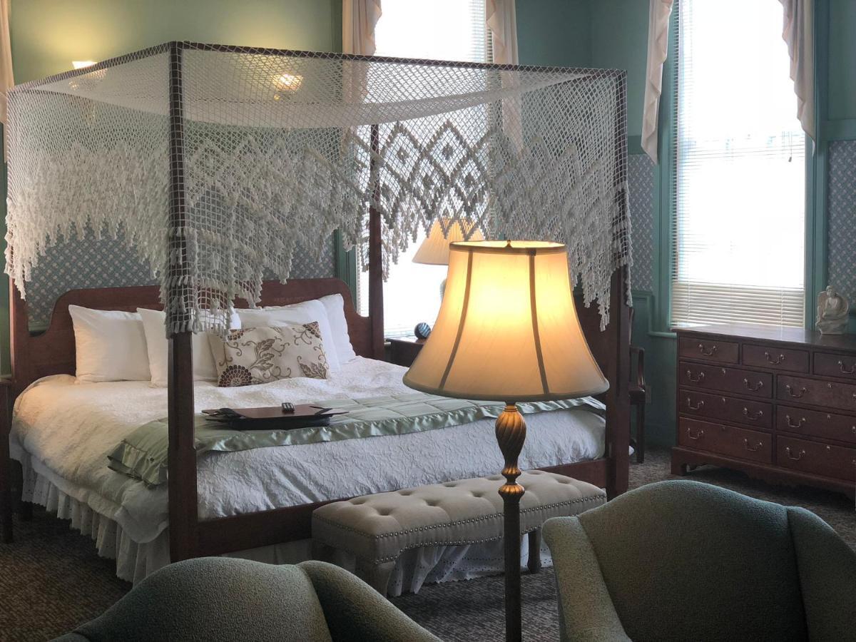 Chambery Inn Lee Dış mekan fotoğraf