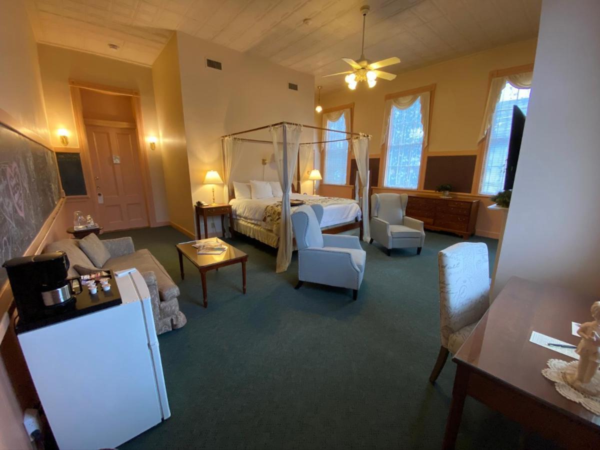 Chambery Inn Lee Dış mekan fotoğraf
